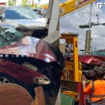 影/汽車失控高速撞機車 台南嚴重連環車禍8車撞一團