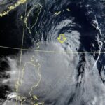 米克拉遭風切「掀天靈蓋」！鄭明典曝高低層分離　週末防午後雷雨
