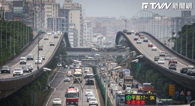 國道上午大致順暢　估下午出現北上車潮