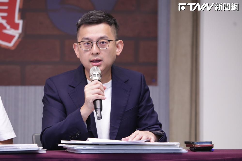 柯文哲拋教育政見 　民進黨列「這些事蹟」批：連台北市的教育都處理不好