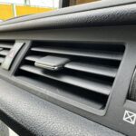 汽車冷氣怎麼吹都不涼？Toyota認證降溫神招　揭駕駛都做錯的冷房真相