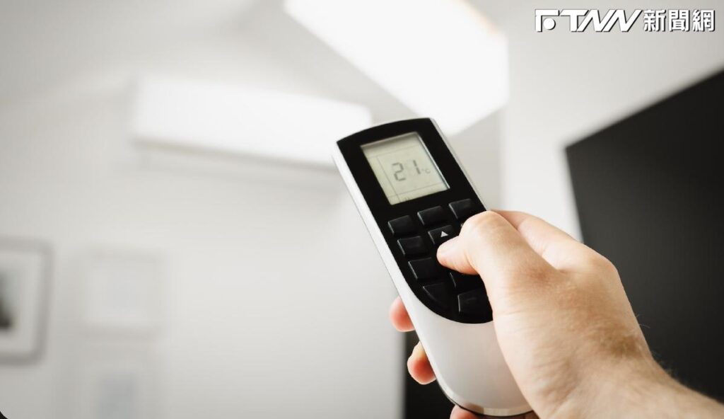 電費快4000元嚇壞！他打開台電APP秒省822元　一票人驚：現在才知道