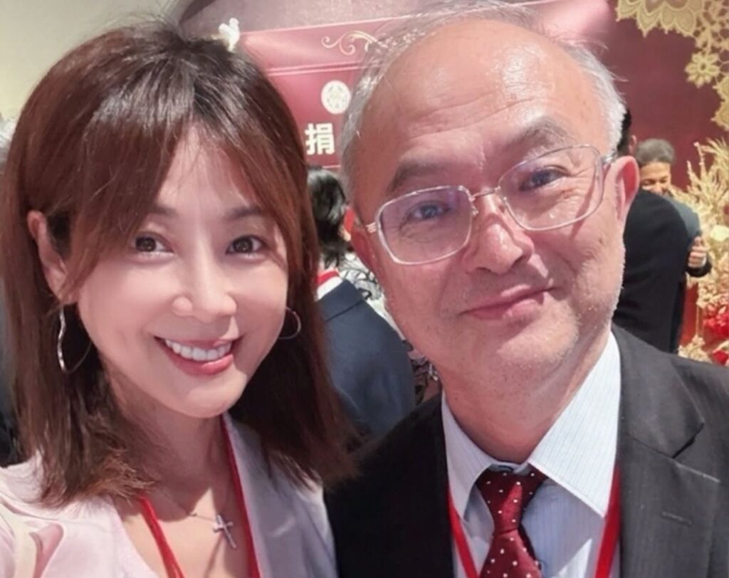 吳明賢心梗搶救中…　她曝「10年交情1約定」：期待再看到您溫暖的笑容