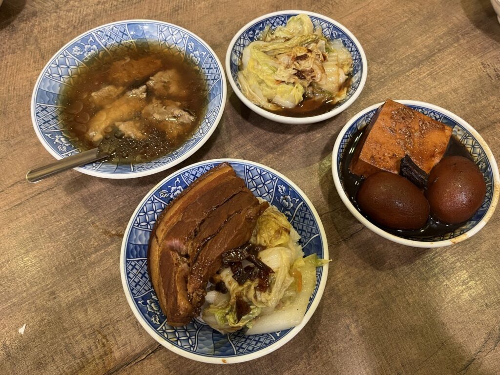滷肉飯徵才開「63K高薪」還能抽成　內行揭露血汗真相