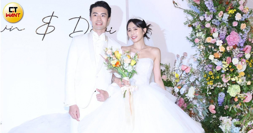 簡廷芮婚禮高顏值三姐妹同框 許光漢前女友現身